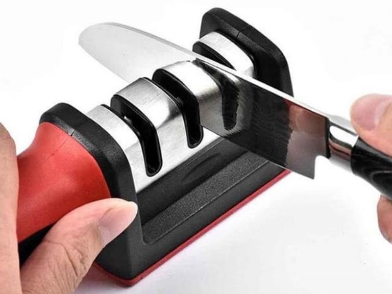 Hiện nay có nhiều dụng cụ mài dao hiện đại